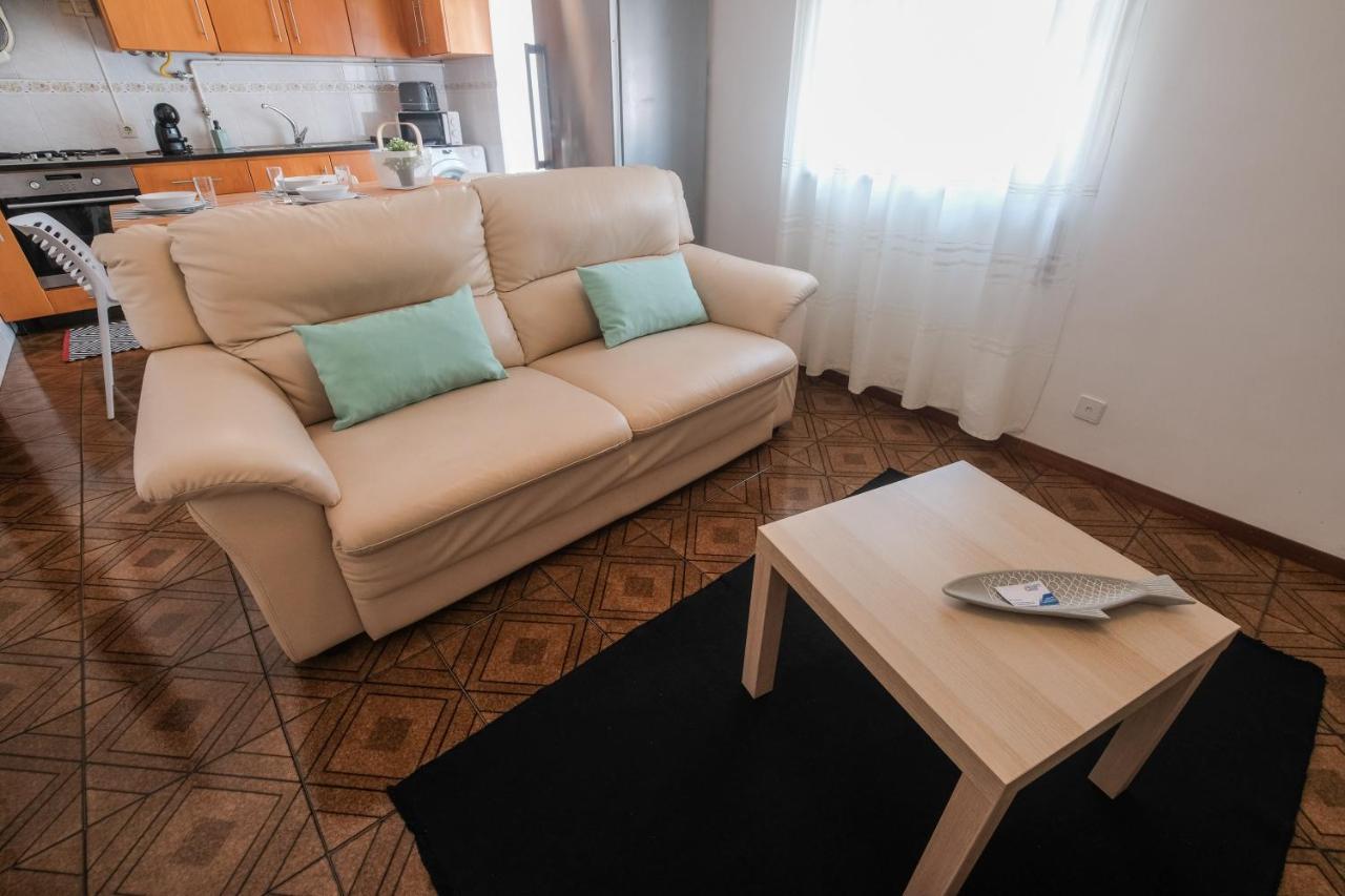 Besugo'S House Rooms & Apartment Nazaré Buitenkant foto