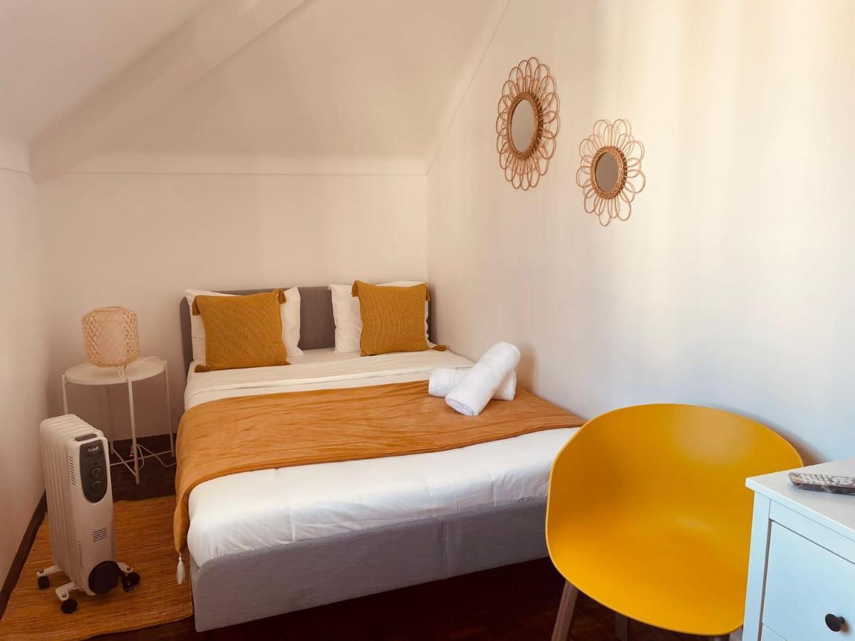Besugo'S House Rooms & Apartment Nazaré Buitenkant foto