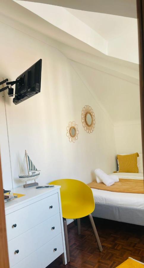Besugo'S House Rooms & Apartment Nazaré Buitenkant foto
